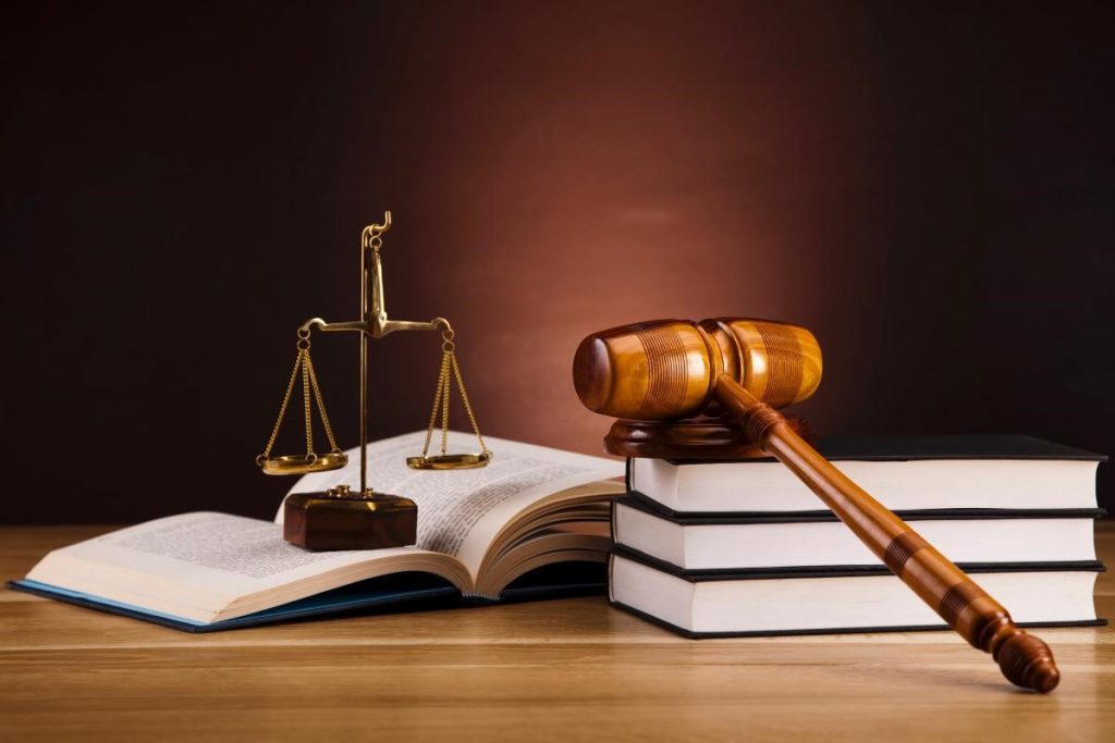 Pháp luật chính là cán cân của công lý